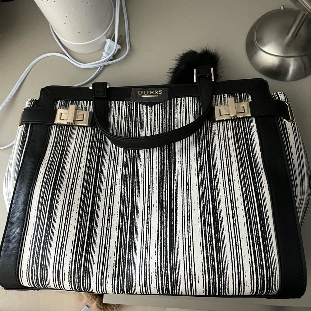 Guess bag
